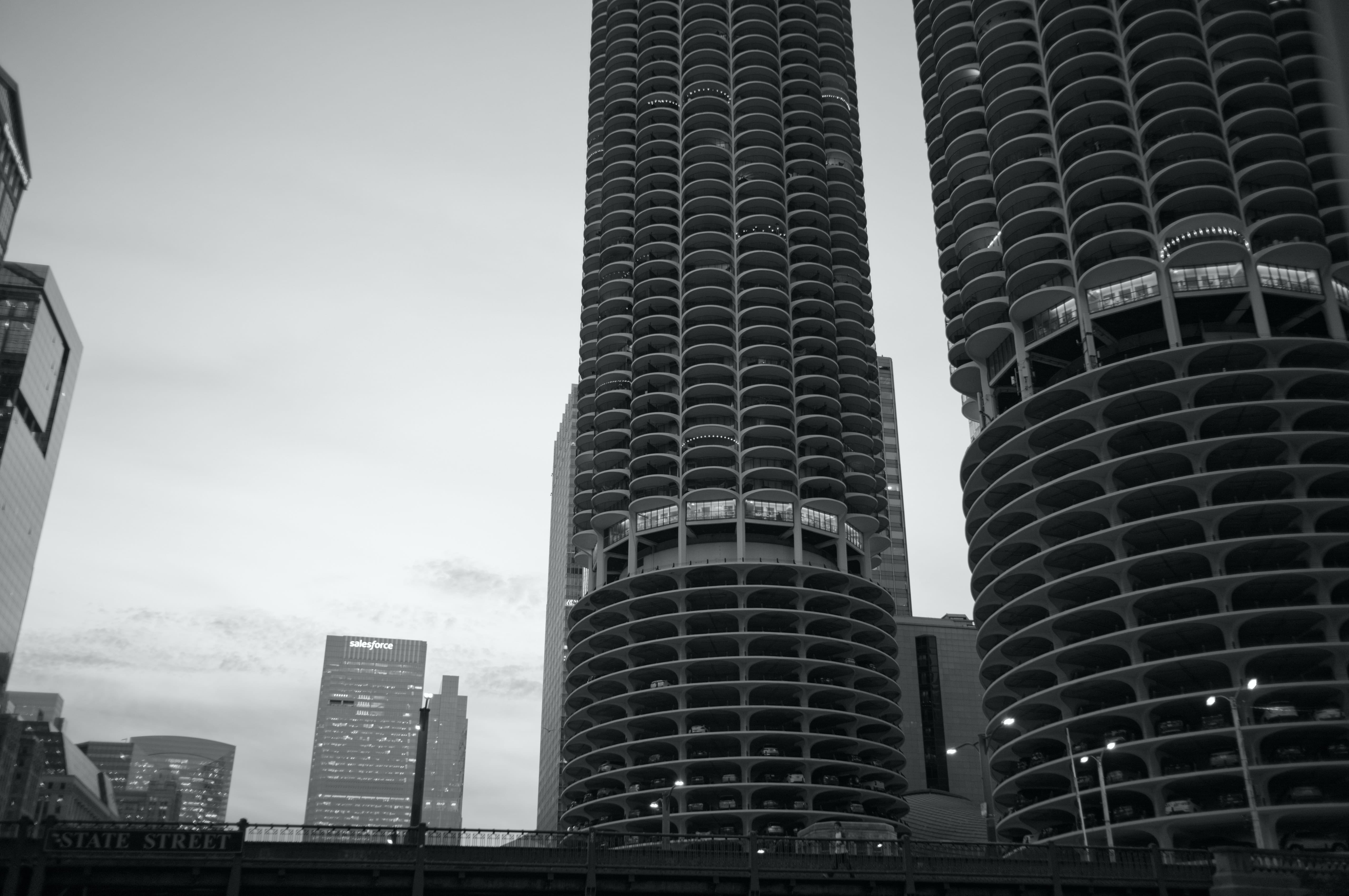 Black and white view of Chicago's Marina City towers above the State Street bridge